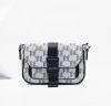 Сумка-месенджер Karl Lagerfeld K/Punched Logo Messenger Bag Light Grey/Black